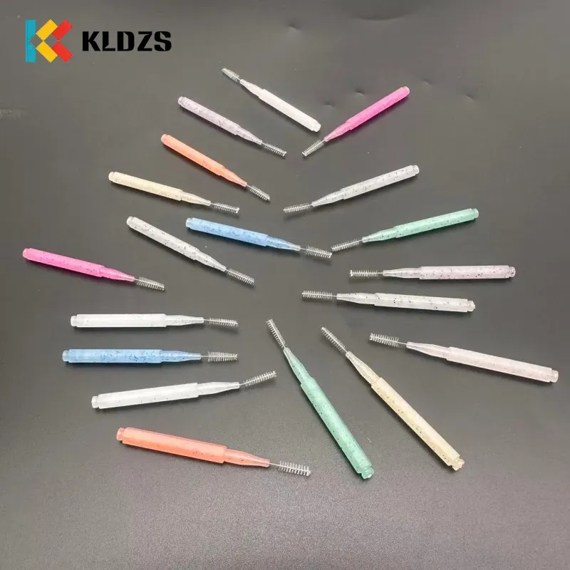Хексагонална кристална интердентална четка