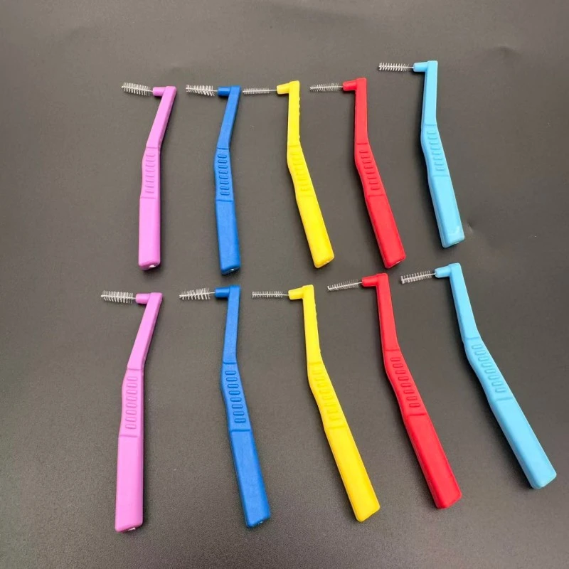 Curved Interdental Brush Curved Interdental Brush