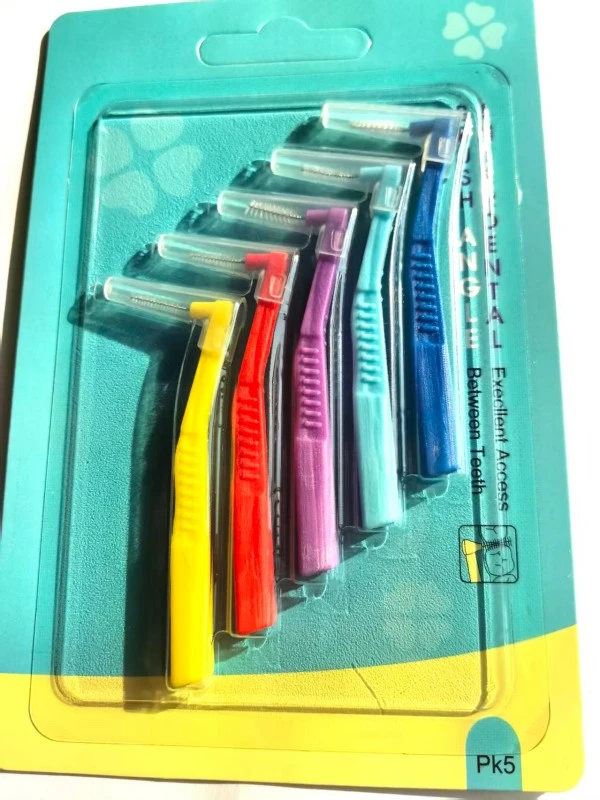 Curved Interdental Brush Curved Interdental Brush